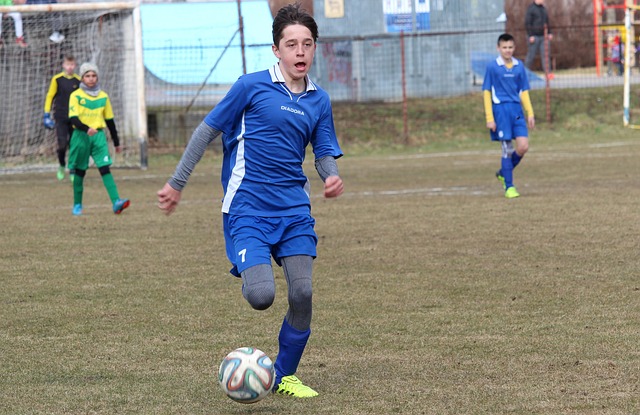 市的居民纷 市的居民纷